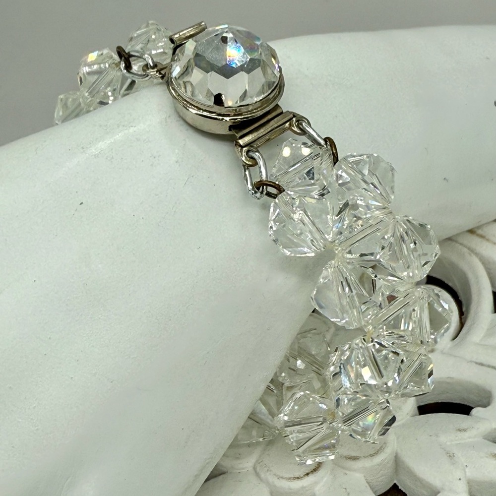 Vintage Austrian Crystal Double Strand Bracelet Silver Tone Box Clasp Size 7 EUC